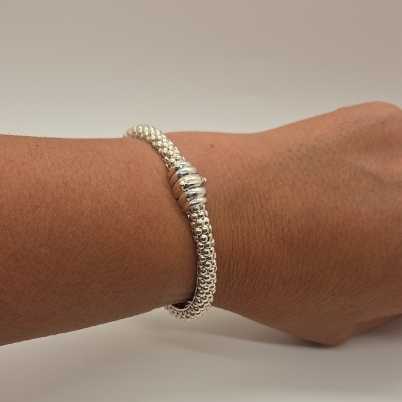 Lagos Caviar cuff bracelet - Picture 4 of 15